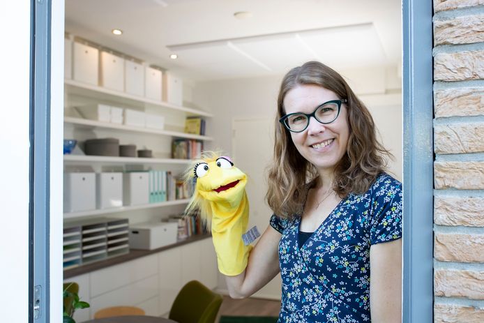 Corina Liefers is op 1 juli begonnen met haar kindercoachpraktijk De Ademboom.