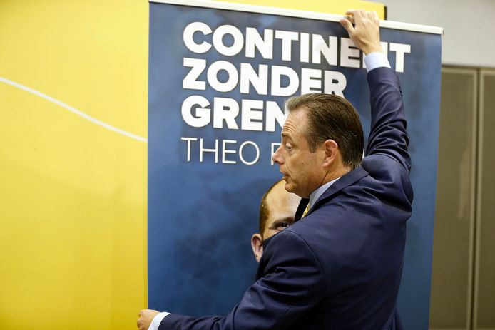 Ook N-VA-voorzitter Bart De Wever was aanwezig bij de boekvoorstelling.