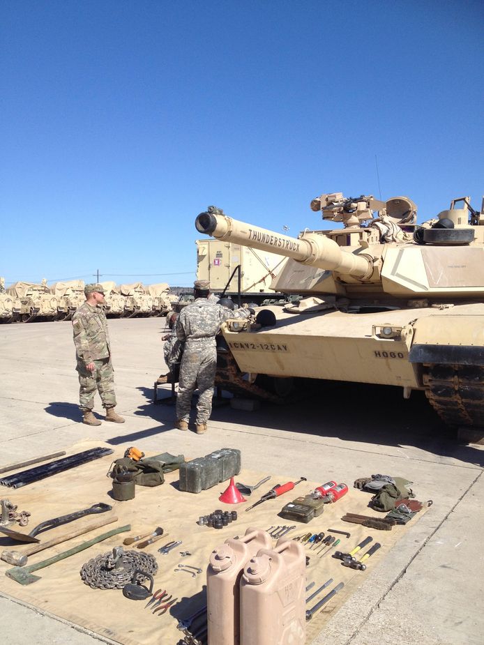 De bemanning van de M1-Abrams tank 'Thunderstruck' uit Fort Hood, Texas.