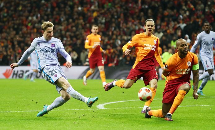 Frenkie de Jong gaf de assist op de winnende goal, al liet hij zelf in de eerste helft een grote kans liggen.