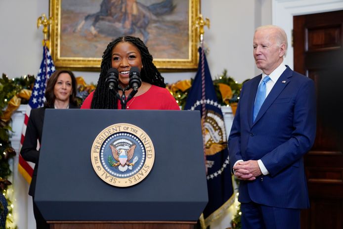 Cherelle Griner, aux côtés de Joe Biden et Kamala Harris.