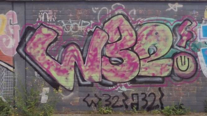 Politie is ‘postnummer-vandaal’ in Wondelgem op het spoor, maar graffiti duikt nu ook op in Ledeberg