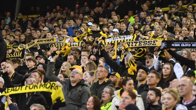 De maat is vol voor aanhang Vitesse, onrust over stadioncrisis neemt toe: ‘Genoeg is genoeg!’