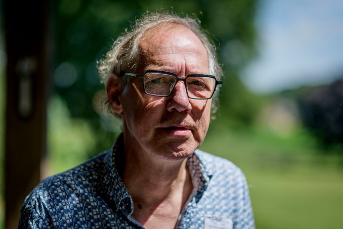 Henk Olthof heeft zijn ‘afscheidstournee’ bijna volbracht . De Hellendoornse ondernemer heeft nog korte tijd te leven en heeft daar inmiddels vrede mee.