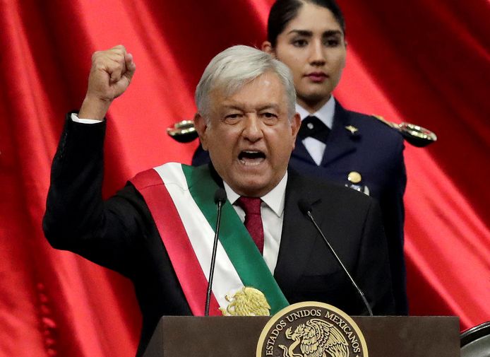 De nieuwe Mexicaanse president Andres Manuel Lopez Obrador tijdens zijn inauguratie in Mexico City.