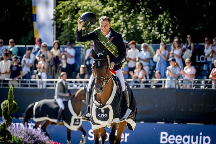 Springruiter Marc Houtzager wint GP van CHIO Rotterdam | Rotterdam | pzc.nl