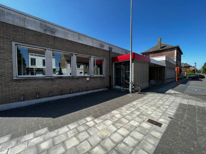 Gemeente koopt site rond oud postkantoor aan met oog op woonproject: “Zo kunnen voorwaarden voor kwalitatieve bewoning worden opgelegd”
