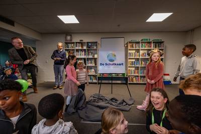 Dirk van Dijkschool in Kampen neemt afscheid van de naam Dirk van Dijk. Een beetje althans