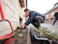 WILLEBROEK De gemeente neemt deel aan het Vlaams Kampioenschap Tegelwippen. Schepen Thierry Serrien geeft het startschot