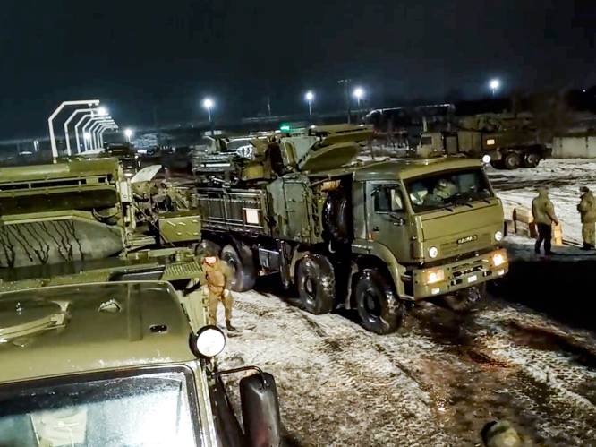 LIVE OEKRAÏNE. Oekraïens leger rolt met spierballen en houdt militaire oefeningen aan de grens
