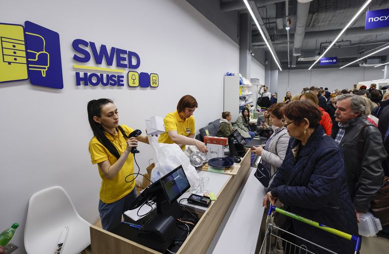 Bekend ballet Dressoir Russen klonen nu ook Ikea, Zweden overwegen actie: 'Hebben niets met Swed  House te maken'