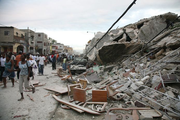 Schade in Haïti na de verwoestende aardbeving van 2010.
