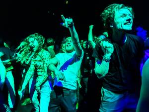 Het AD wil weten: hoeveel geld geef jij uit op een dagje festival? 