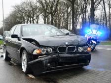 Drie gewonden bij ongeluk met drie auto's bij Den Ham