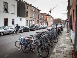 67 parkeerplaatsen in Mariakerke en Wondelgem op de schop om plaats te maken voor extra fietsrekken