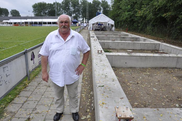 Kamiel Van Gheem was ook jarenlang voorzitter van voetbalclub Jong Vlaanderen Kruibeke.