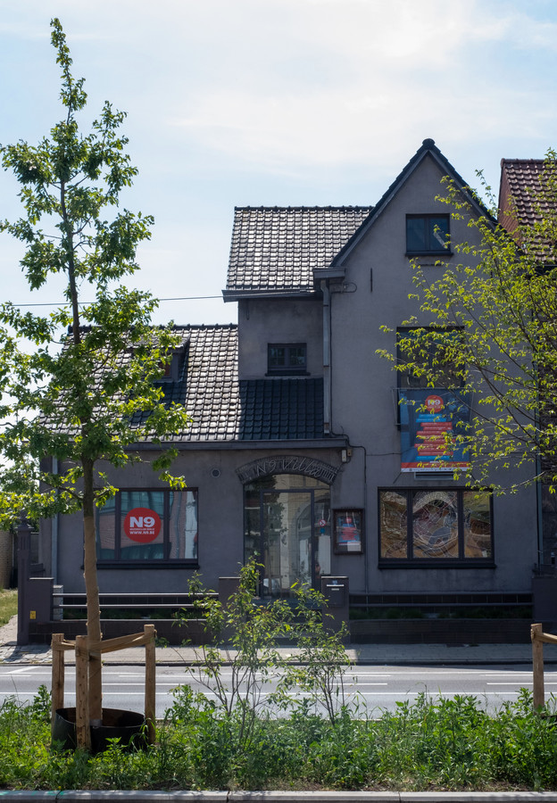 De N9 Villa in de Molenstraat in Eeklo.