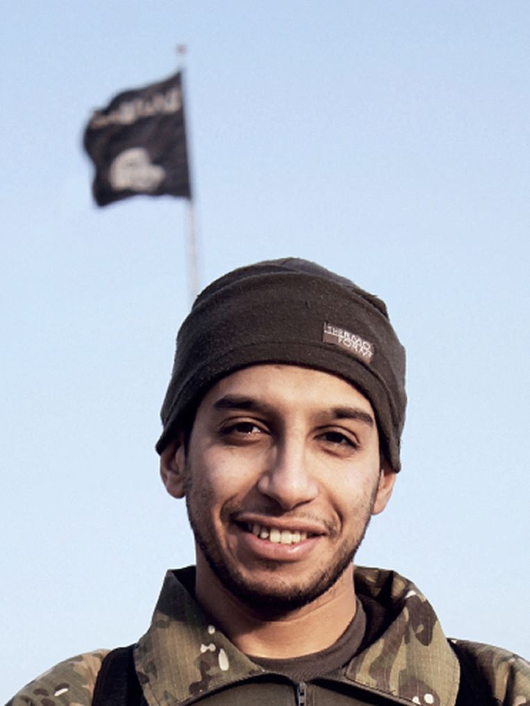 Abdelhamid Abaaoud wordt gezien als de coördinator van de aanslagen in Parijs. Ook hij kwam om het leven toen Akrouh een bomvest liet ontploffen, vijf dagen na de aanslagen in Parijs.  Beeld AFP