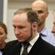 Familie klaagt politie aan om Breivik