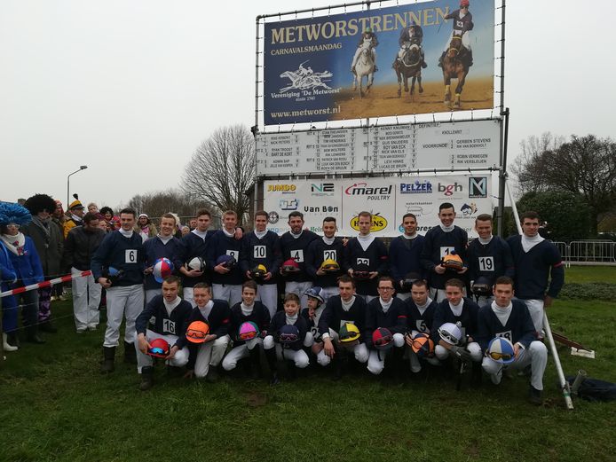 Het Metworstrennen is begonnen.