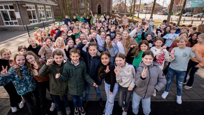 Nederlandse en Franse kinderen spreken Engels met elkaar; 84 Franse kinderen op bezoek