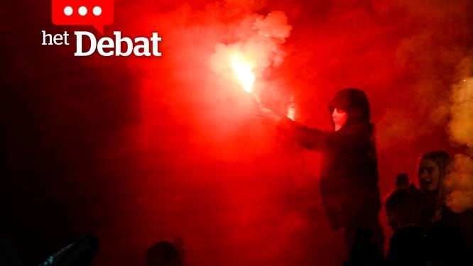 DEBAT VAN DE DAG. Pro League wil gecontroleerd vuurwerk toelaten in voetbalstadions: een goed idee?