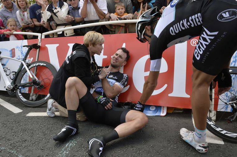 Cavendish na een val in de Tour van 2014. Beeld AFP