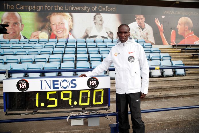 Eliud Kipchoge gaat voor een tijd onder de twee uur.