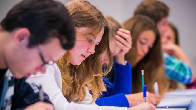 Op deze hogeschool zijn smartphones taboe: ‘Je komt hier om te ontdekken en te ontmoeten’
