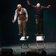 Best of-voorstelling van Vlaams cabaretduo Kommil Foo is tijdloos maar ook een beetje ongeïnspireerd ★★★☆☆