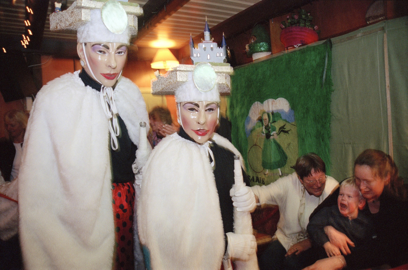 Reacties op Sunneklaas op Ameland ‘Laat ze met rust, je mag al niks