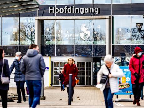 Ziekenhuis maakt zich zorgen over naderende versoepelingen, bijna 170 medewerkers ziek thuis