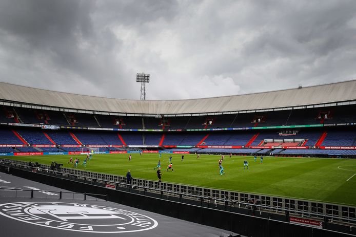 pijp Voorwaardelijk opzettelijk Kogel door de kerk: geen fans bij bekerfinale in de Kuip | Nederlands  voetbal | AD.nl