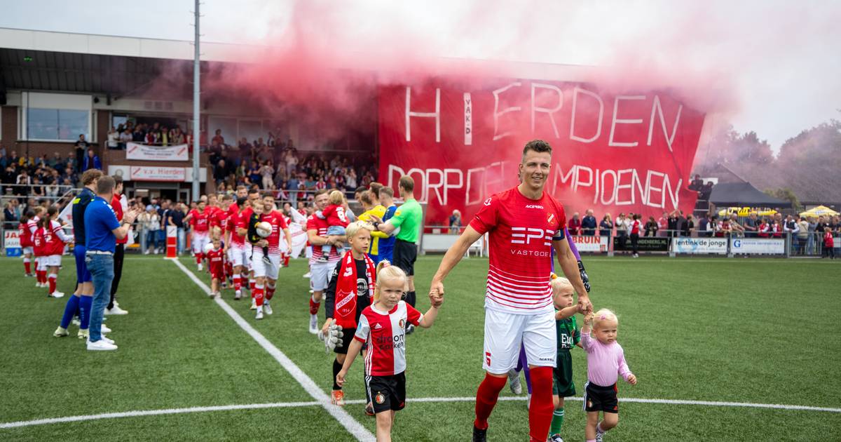 Nunspeet verliest heetgebakerde derby van Hierden, maar neemt de buurman wel als voorbeeld: ‘Volgend