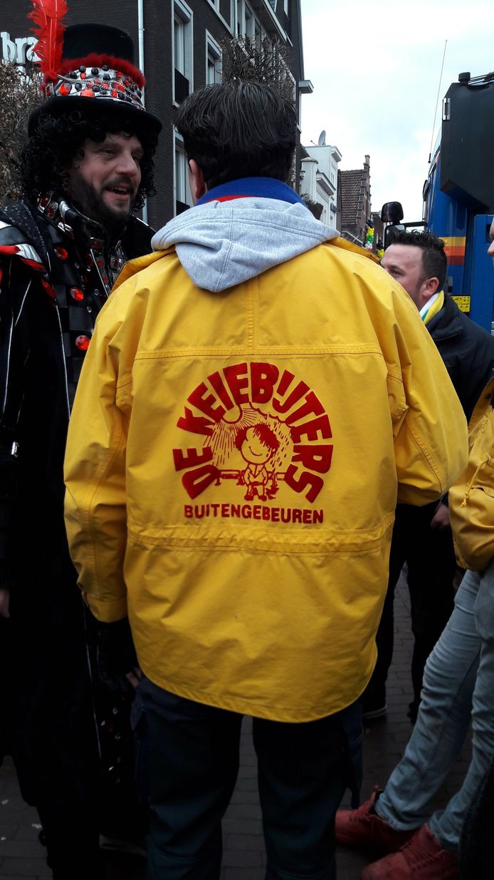 Carnaval moet meer buiten, vinden de Keijebijters en andere Helmondse verenigingen.