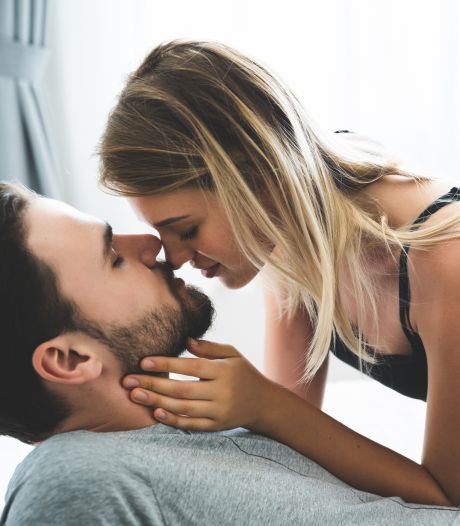 Faites-vous l’amour en pleine semaine? “Beaucoup de gens font une pause pendant le télétravail”