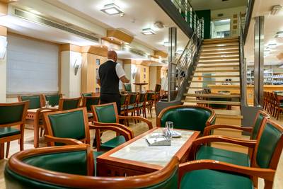 Ook in café ‘De Kamer’ wordt alcohol duurder: parlementsleden betalen dit jaar 191 euro voor all in-jaarabonnement