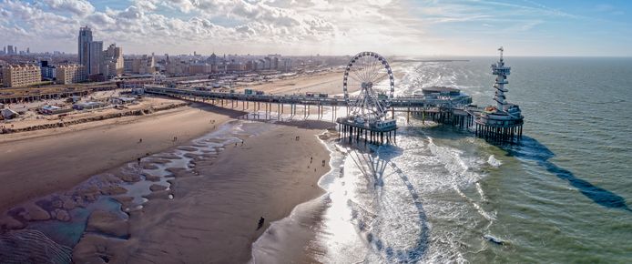 Sloop dreigt voor beroemde Pier op Scheveningen die langste tijd