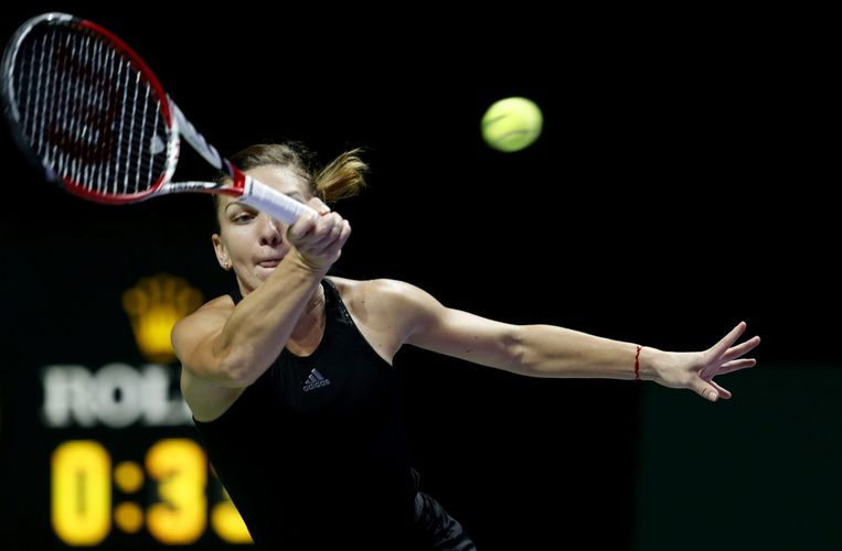De Roemeense Simona Halep in actie tegen Serena Williams. Beeld ANP