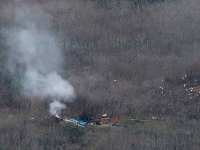 Nieuwe beelden: mountainbiker filmde wrak van helikopter Kobe Bryant minuten na crash