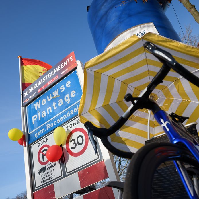 Het feest rondom de grote Spaanse wielerronde duurt liefst honderd dagen.