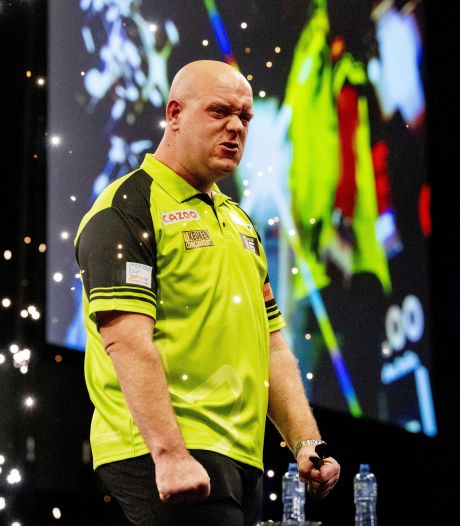 Michael van Gerwen mag door coronabesmetting ronde overslaan bij negende speelavond Premier League