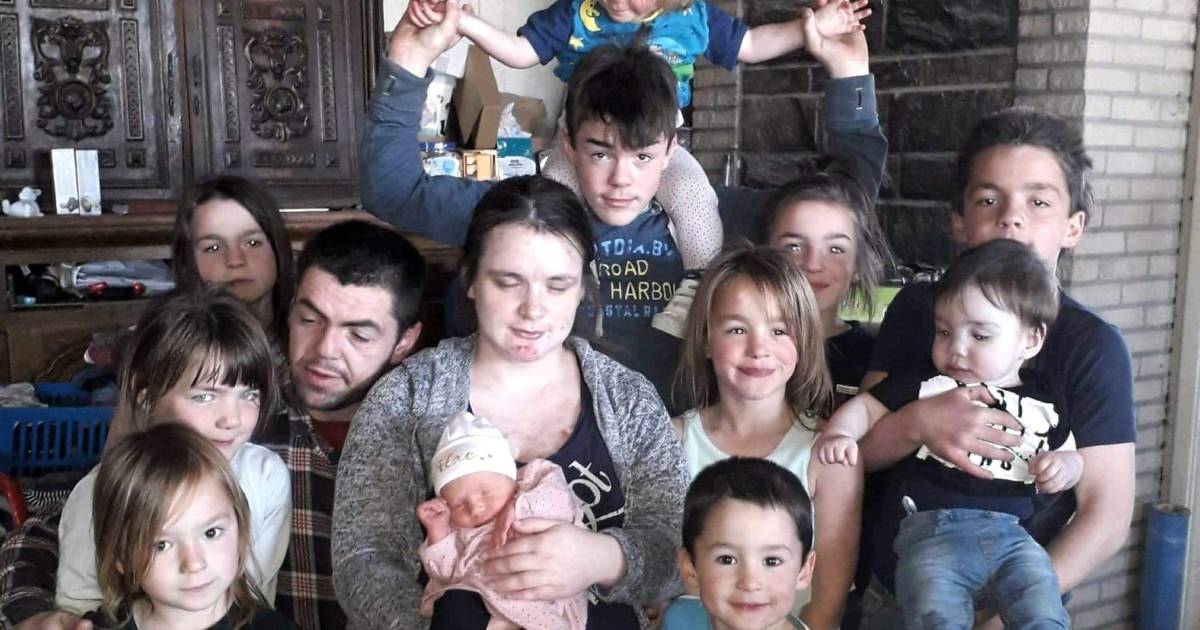 Gwenny (32) is zwanger van twaalfde kindje: een broertje voor Alex, Axel, Xela, Lexa, Xael, Xeal, Ex