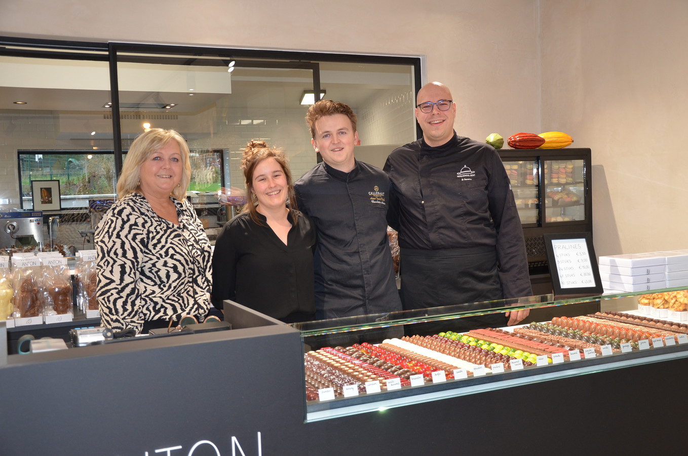 CHOCOLATIER ANTON PRALINES EN CHOCOLADE VAN TOPKWALITEIT visual data 2