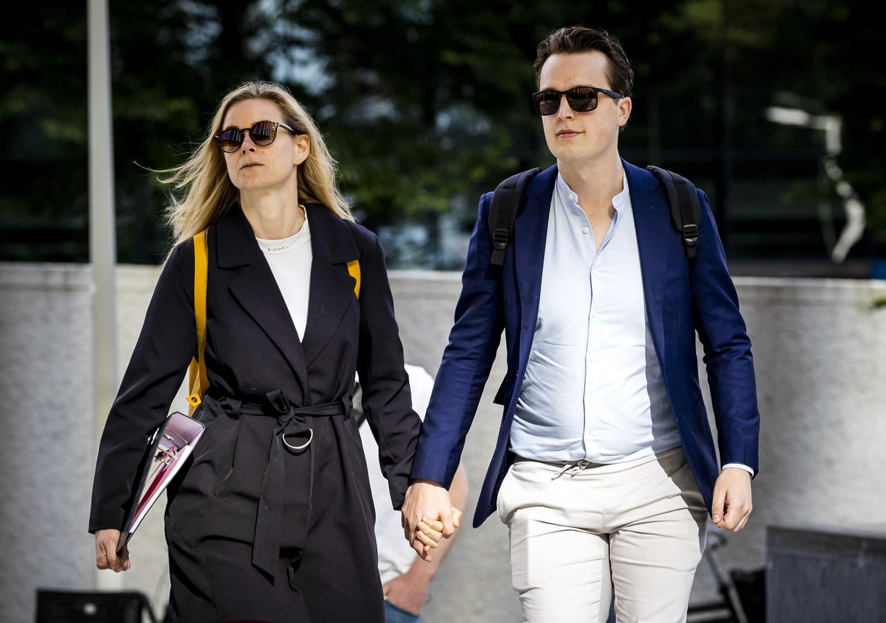 Van Lienden over onderzoek omstreden mondkapjesdeal ‘Ik heb niets te verbergen’ Foto bd.nl