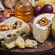 Say cheese: een stukje kaas voor het slapengaan verbetert je nachtrust