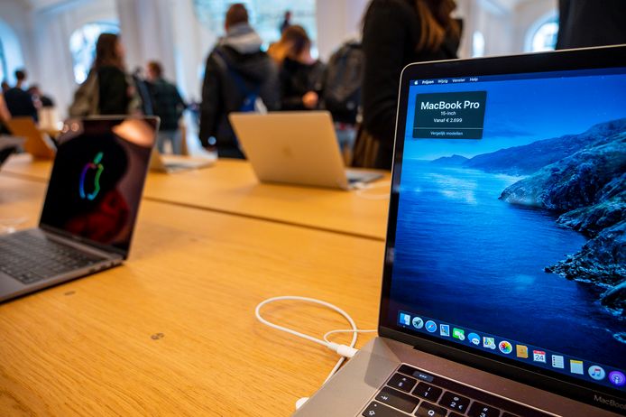 Een MacBook, de laptop van Apple. (Archieffoto)