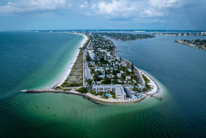 St. Pete Beach bij St. Petersburg en Tampa in Florida. Burgemeester Jane Castor van Tampa heeft evacuatie voor sommige delen van de stad al verplicht gesteld.