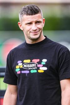 Bryan Linssen leeft met Vitesse mee vanuit Japan: ‘Hoop dat alles goed komt’