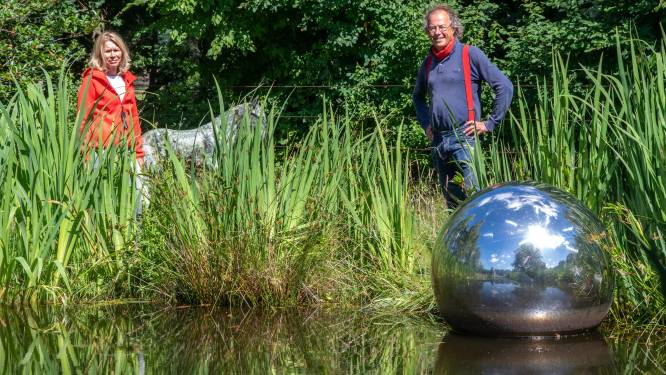 Arnoudt en Brigitte toveren hun Veluwse tuin bij Speuld om tot een totaalervaring van kunst en natuur